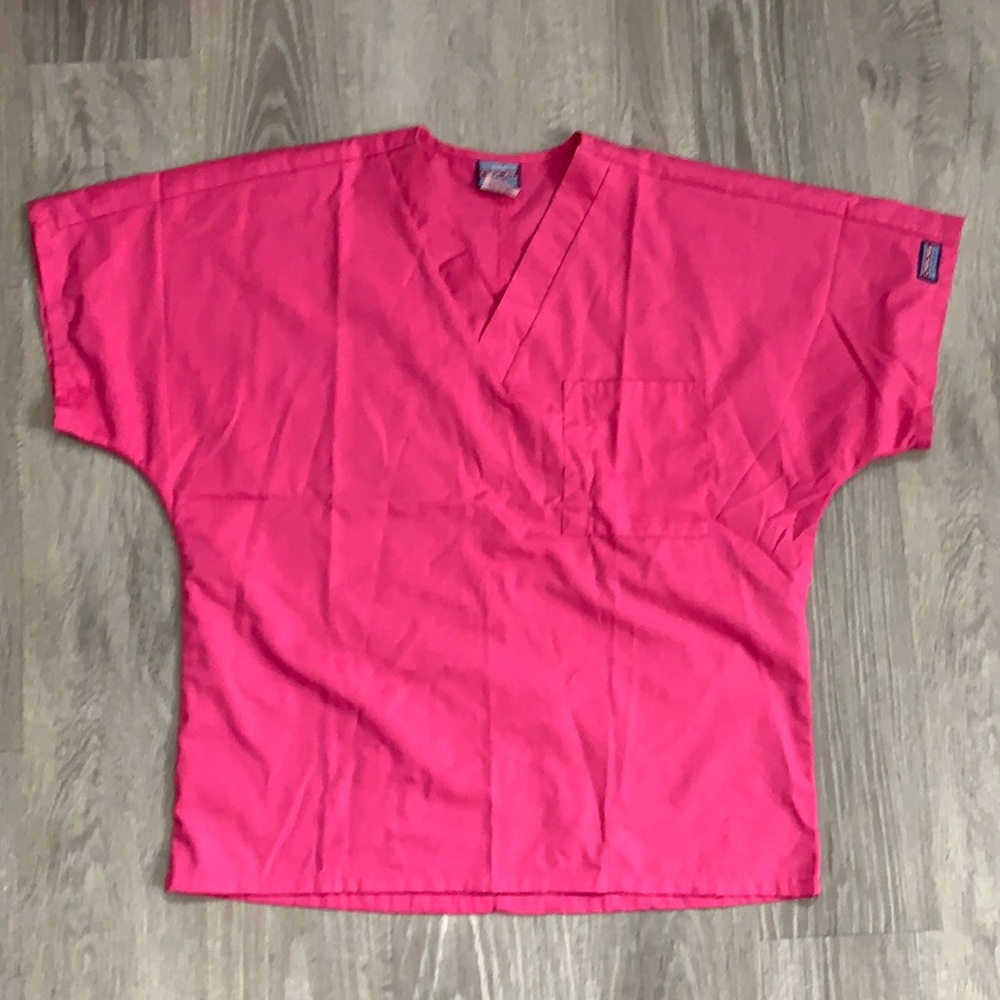 Men’s Pink Cherokee Scrubs SMALL set (includes both top & bottom)